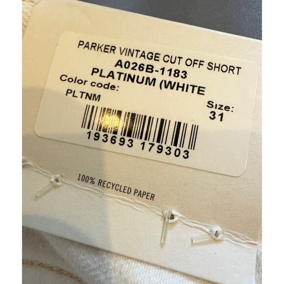 NWT AGOLDE White Parker Vintage Cut Off Short Button Fly Size 31 - Picture 5 of 8